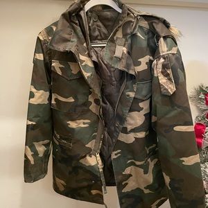 XL U.S. Army Men’s Field Coat